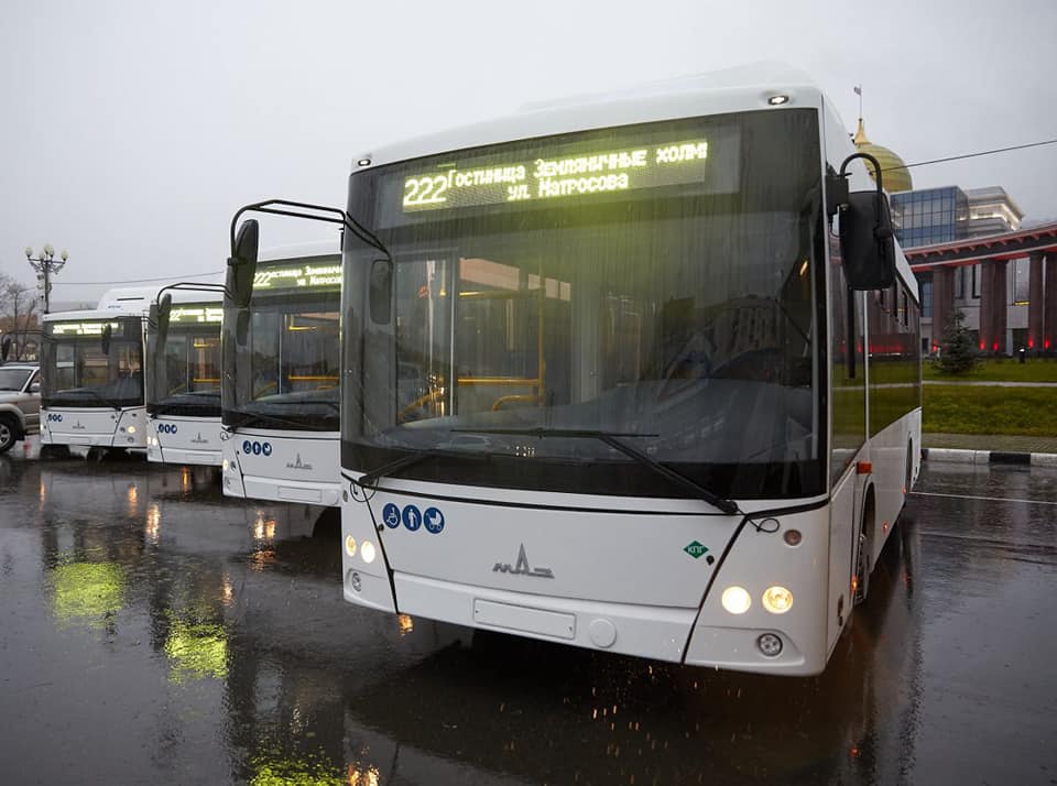 На городские маршруты Южно-Сахалинска выйдут шесть газомоторных автобусов МАЗ