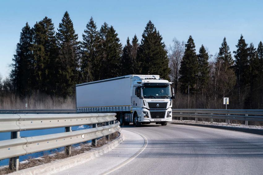 Инженеры Sinotruk и Navio работают над созданием автономного грузовика для  России